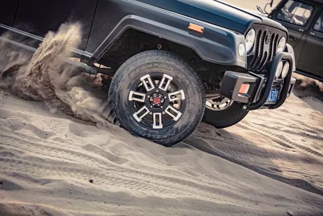 花8万买一辆二手车,花8万买个路虎