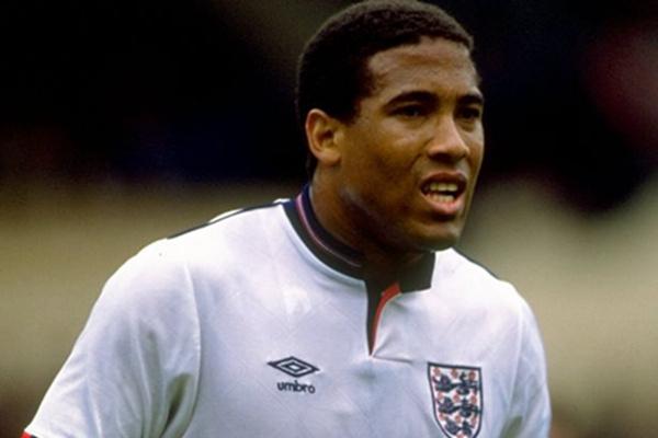 大不列颠历史阵容,贝克汉姆和吉格斯谁水平高