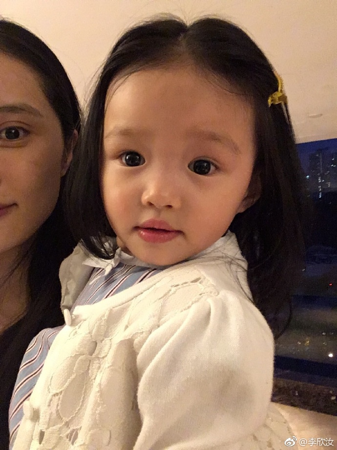 丑女无敌1林无敌帮费德南打掩护,丑女无敌林无敌大变身后惊艳全场