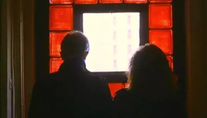 爱情和礼物都别伸手去要下一句,爱情和礼物都别伸手去要模板