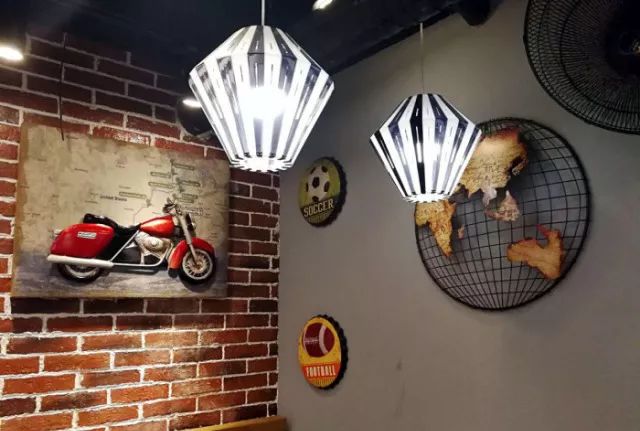 广州岗顶美食街,岗顶地铁口美食街