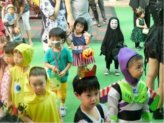 网红萌娃无脸男,几年前很火的无脸男孩