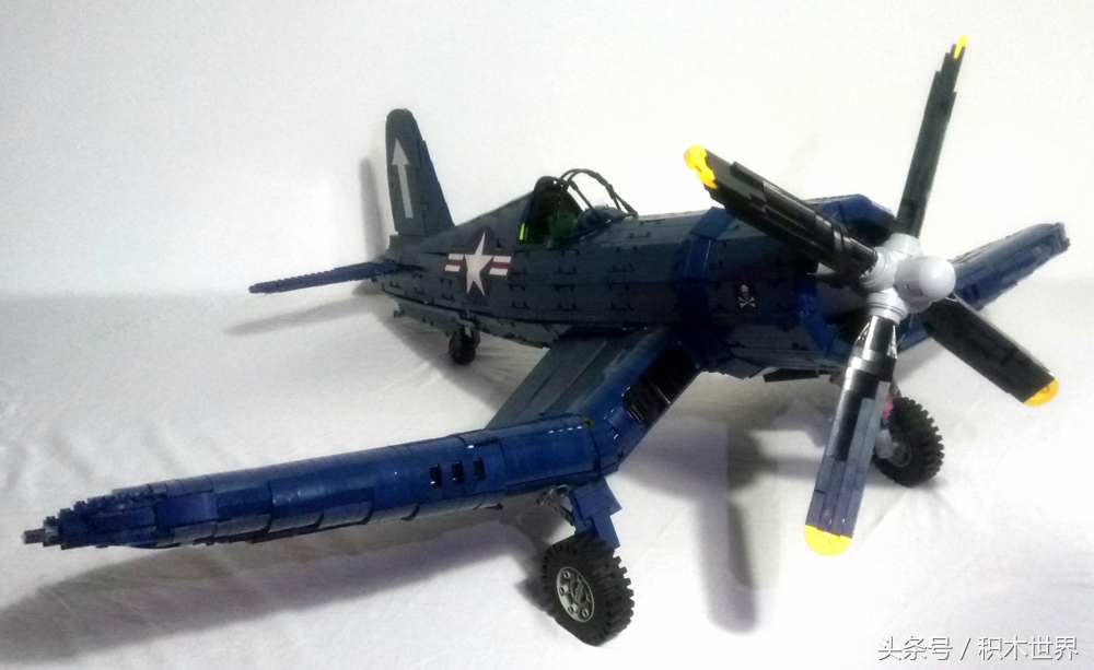 拼装乐高lego星际驱逐舰,美军f4u海盗战斗机跟德军战斗视频