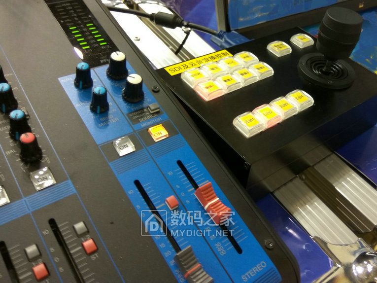 diy手机摄像云台,diy云台摄像机