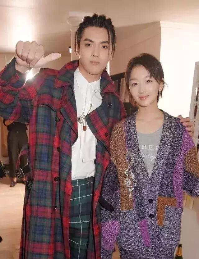 马伊琍大衣造型,高级感风衣女马伊琍同款