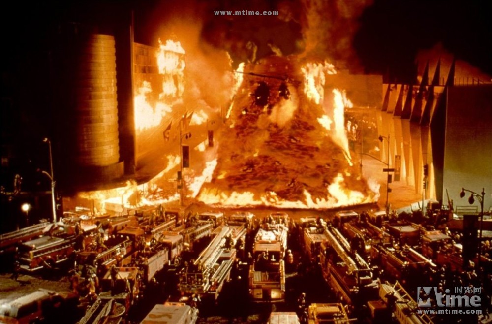 最经典灾难片,最经典的灾难电影镜头混剪