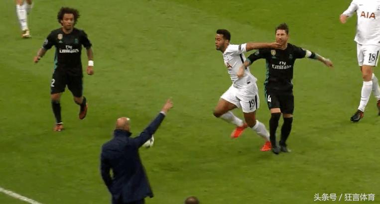 气急败坏！足球场拳击皇马崩盘主席都吼不醒赛季恐四大皆空