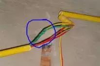 家庭装修线管是如何穿电线进去的,装修电线管要做到1线一管吗