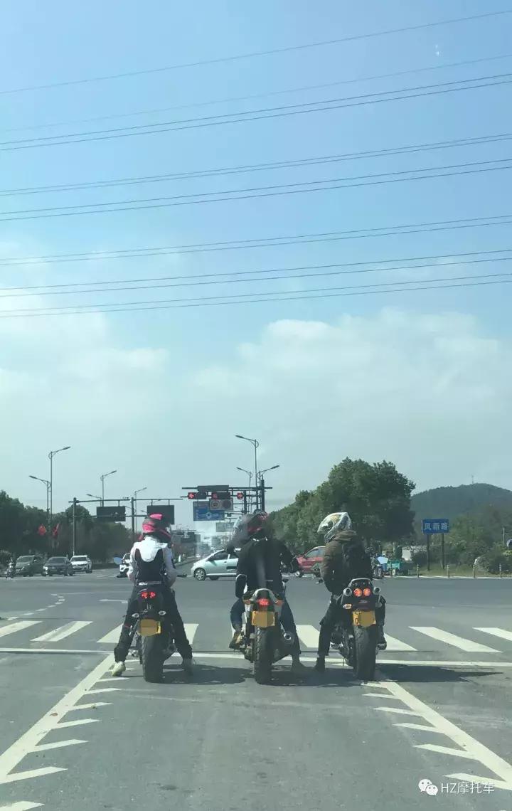 雅马哈mt-10,yamahamt-05