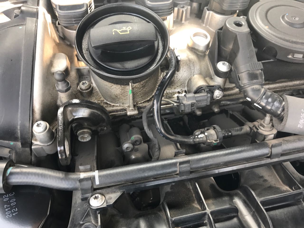 迈腾b7跑了20万公里还值得购买吗,迈腾b7发动机渗油