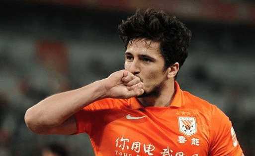 鲁能泰山外援回归最新消息,再见国足最强中国球星决定退籍