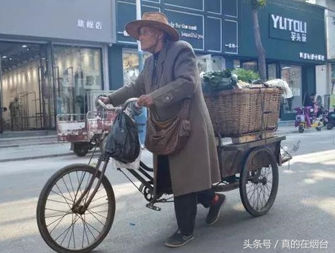 烟台莱州农村大爷视频,莱州卖菜老人