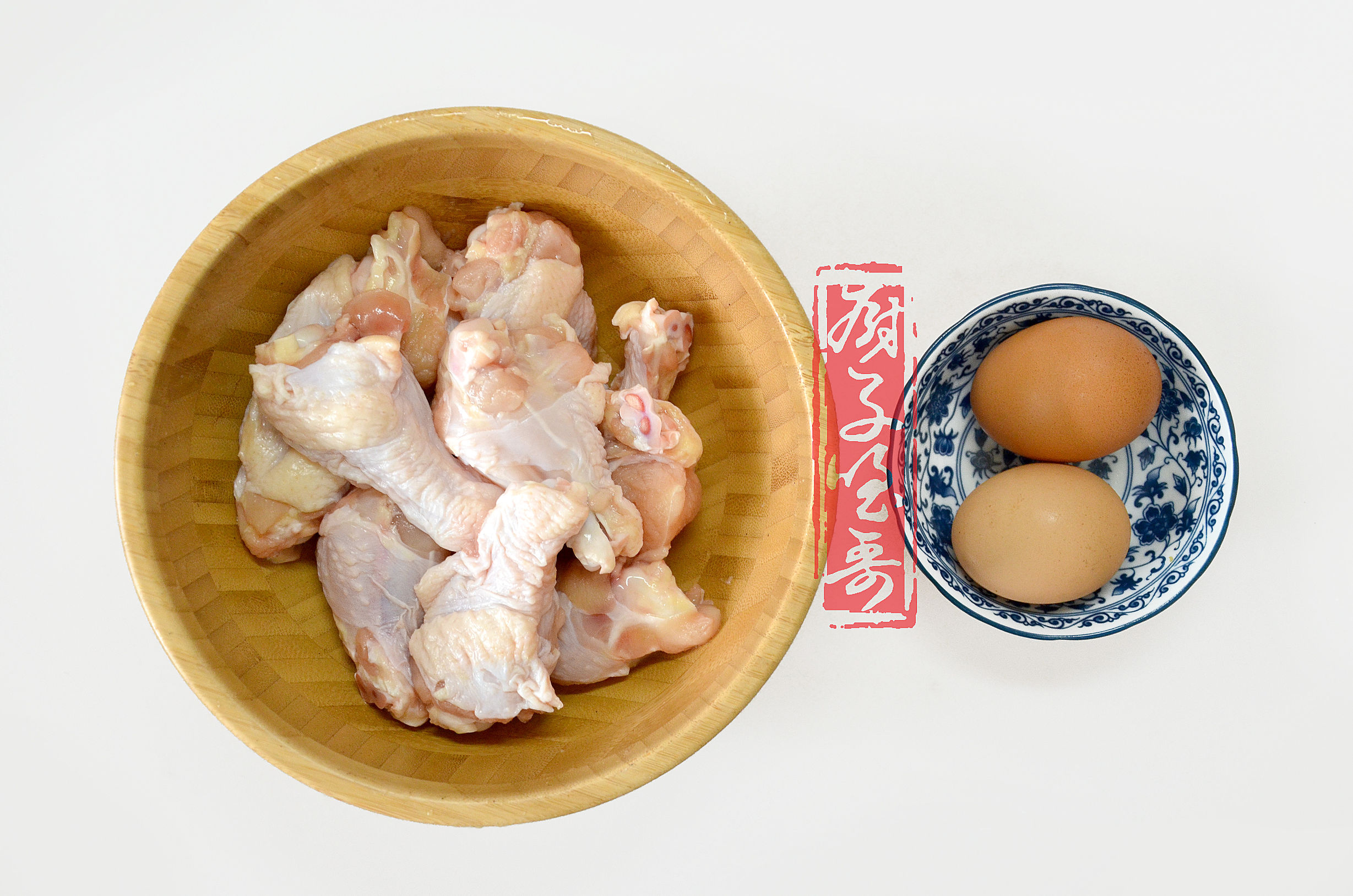 雷神都拿不动的锤子是什么锤子,雷神的第二个锤子是谁给的