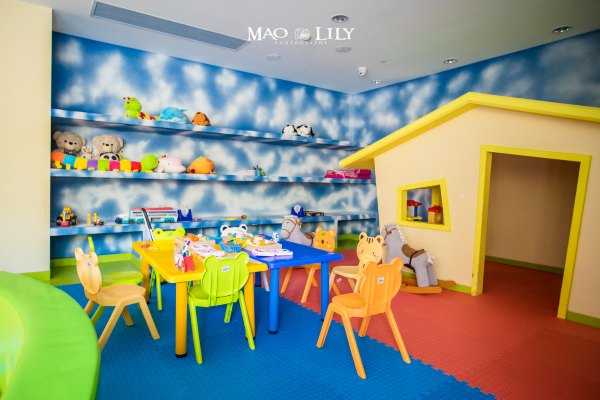 有独立泳池的度假酒店,这家酒店有12层楼