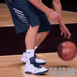 训练左手运球,左手运球不熟悉如何训练