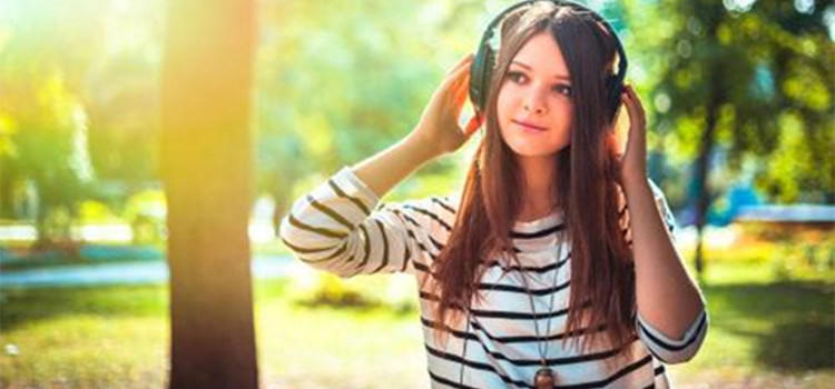 一千左右适合听杂歌的耳机推荐,一千元以下苹果耳机哪个好