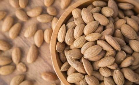 孕妈每日饮食搭配食谱大全,孕妈吃什么营养补