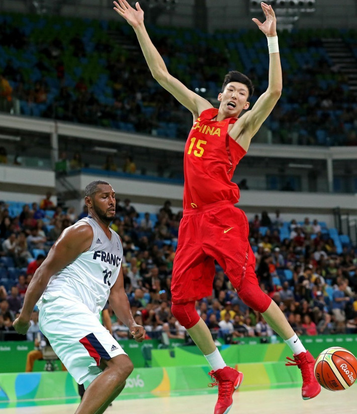 大魔王想要学习波神差距有点大，法国吴彦祖成最佳模板！