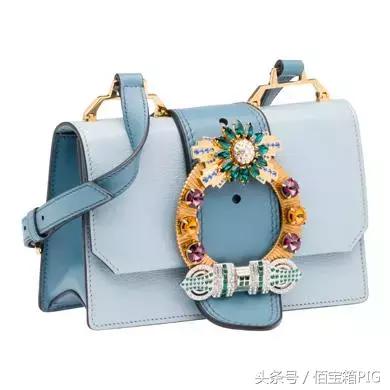今年最火的包包正品,当下最火的爆款包包