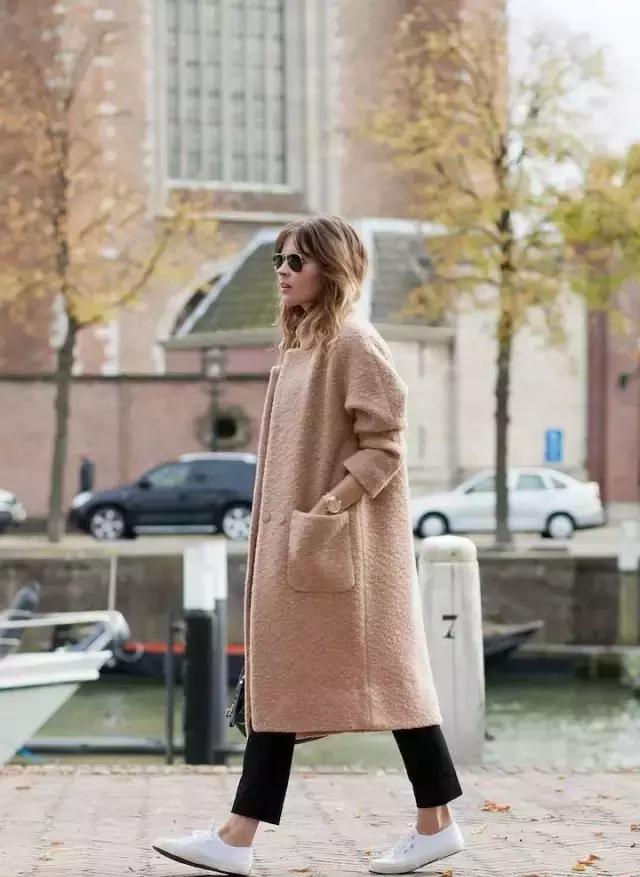 这个冬天毛鞋和毛袜最配,这个冬天鞋推荐