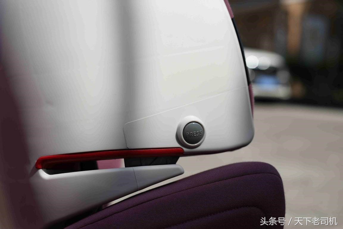 为了幼儿安全安装软件,为儿童安装安全座椅