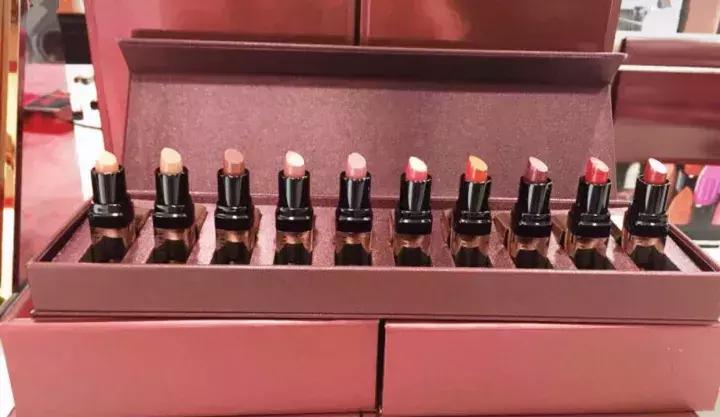 晒男友送的口红,晒男朋友的口红