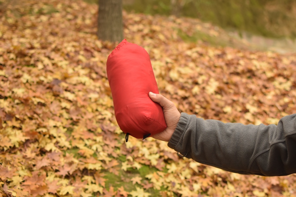 羽绒服500块贵不贵,价格在500元左右的羽绒服
