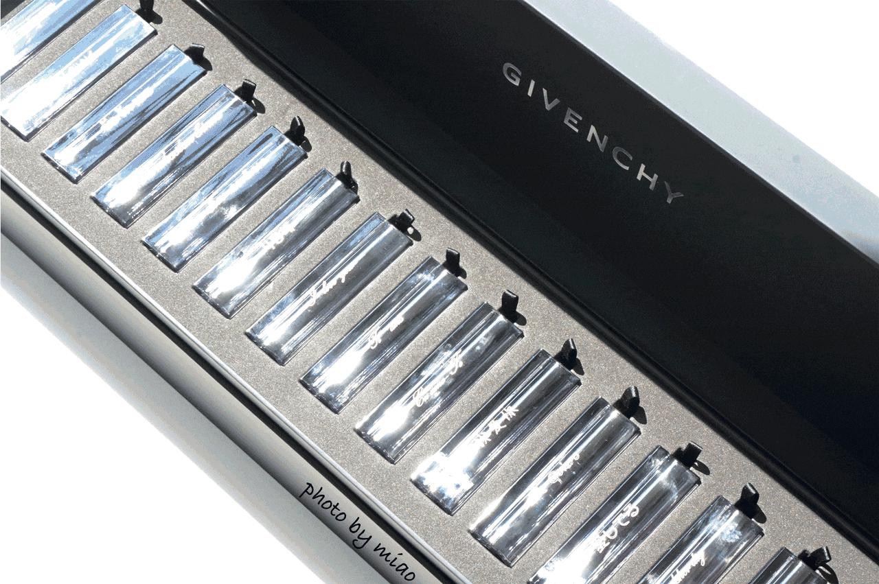 晒男友送的口红,明星晒自己口红