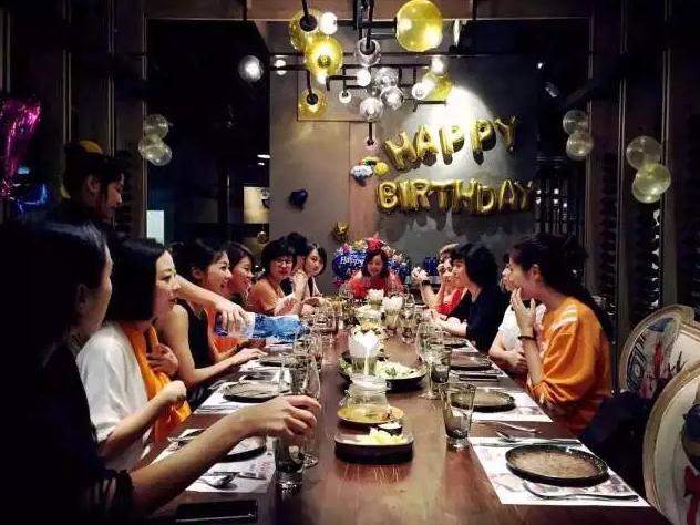 海归美女的西餐厅不得了!用舒芙蕾征服了米其林大厨,来合作菜品