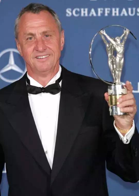 克鲁伊夫转身是在哪场比赛,克鲁伊夫高光时刻