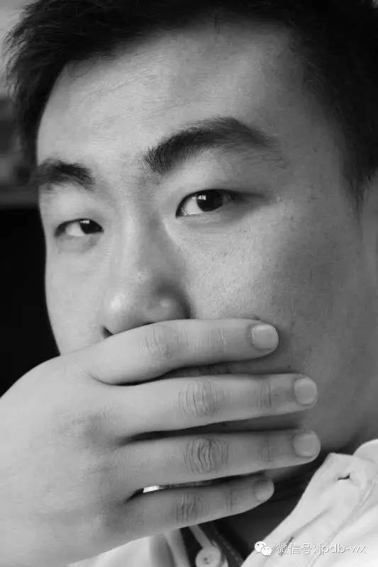 你给自己的颜值打分搞笑,你给自己的颜值打多少分测试