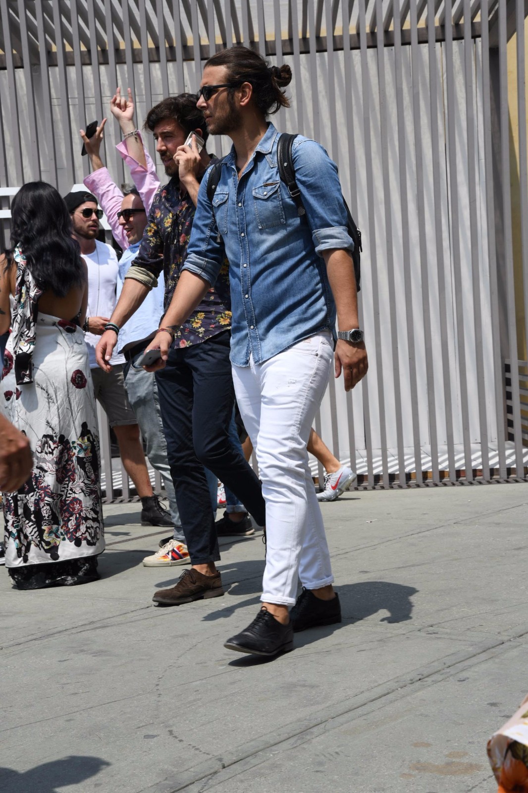 有着一种特殊复古感的街头潮牌,有一种范叫英伦风