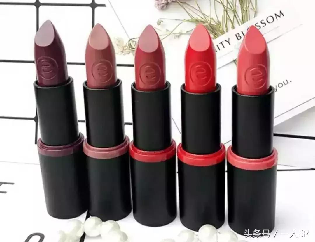 推荐一支不掉色日常大牌口红,安利口红好不好用