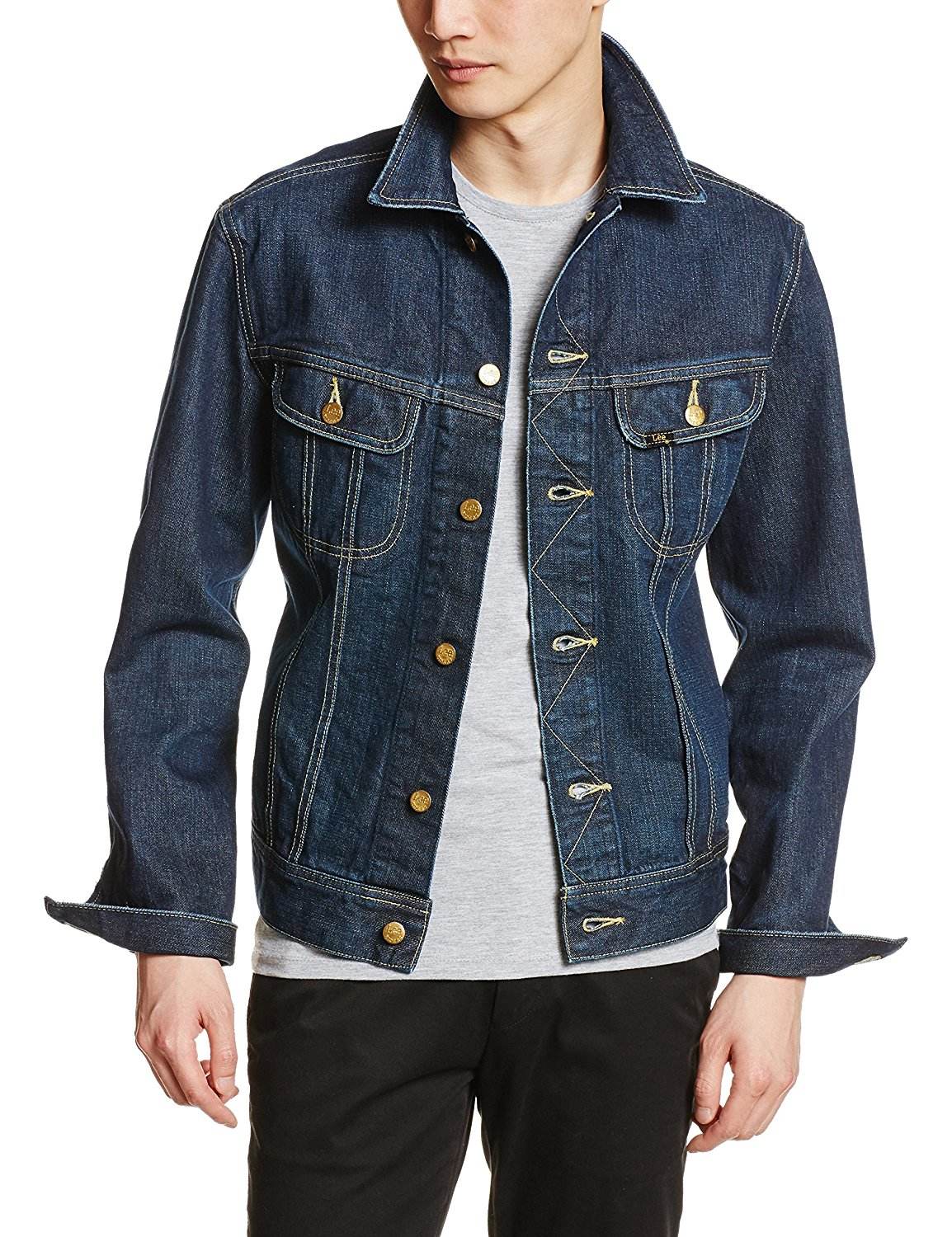 有着一种特殊复古感的街头潮牌,有一种范叫英伦风