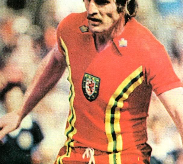 各队新球衣集体亮相，复古球衣能否复制辉煌？