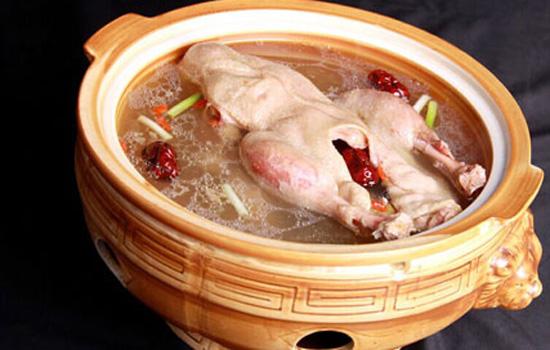 鸭子怎么去腥味最有效的方法,鸭肉怎样去腥味最有效的方法