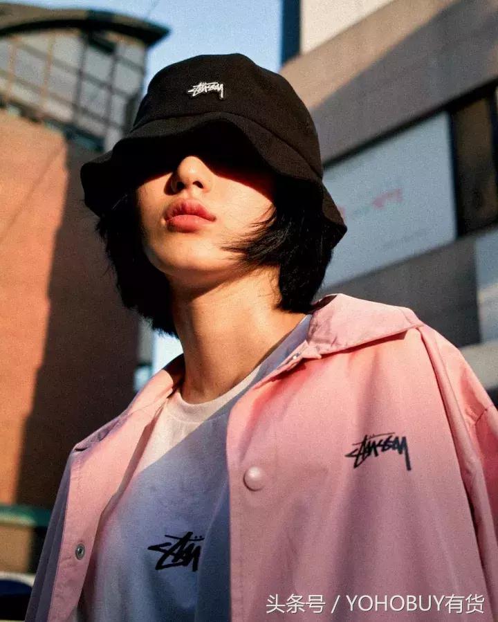 学会这些穿衣小技巧让你瞬间变高,学会这6个穿衣技巧时髦又高级