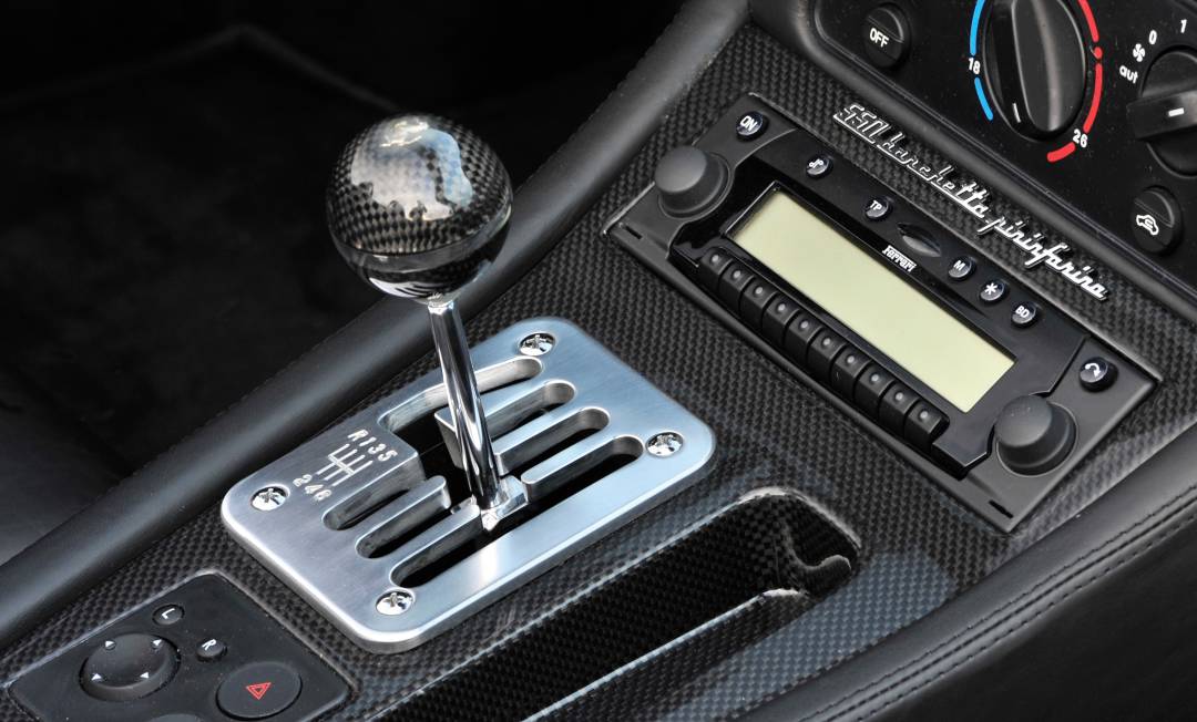 奔驰7速变速箱起步升挡慢,奔驰和奥迪都是3.0哪个变速箱好