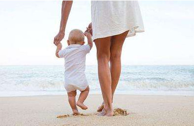 一岁多的宝宝走路像o型腿怎么办,宝宝有点o型腿怎么纠正