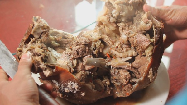 和田美食美景简介,和田玉石市场附近美食