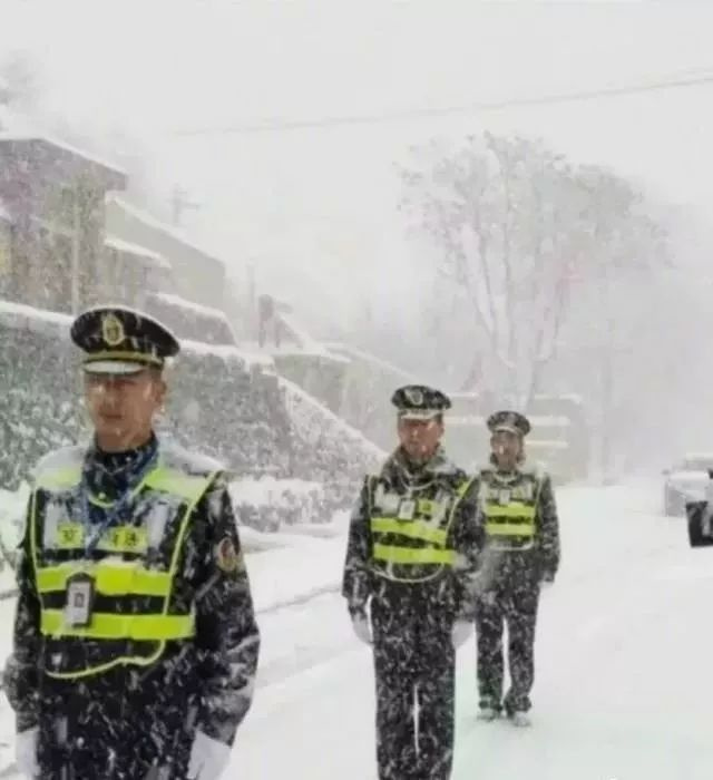 一边不想活了，一边努力活着，你是否也这样