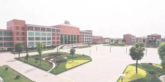 仙桃一中高二学费,仙桃一中全省排位