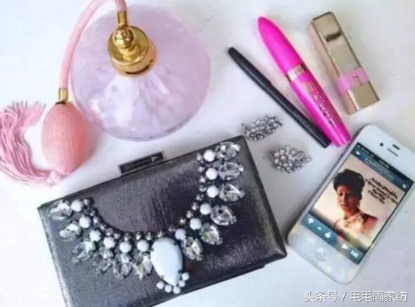 包包一擦就干净,旧包包怎么变好看