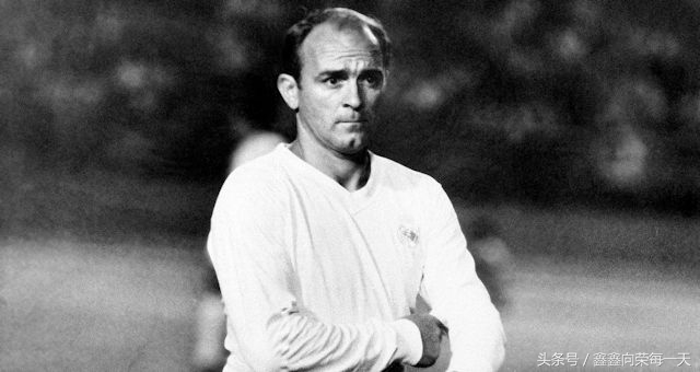 足坛现役十大前锋格列兹曼,世界足坛十大前锋排行榜