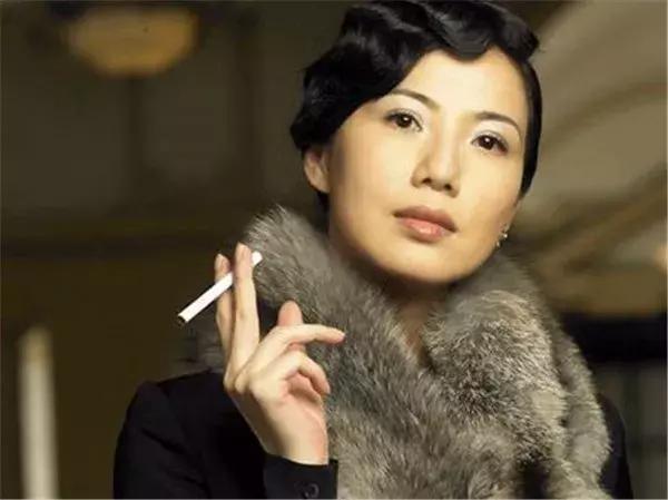 邱淑贞香港十大经典电影,邱淑贞早年出道影片