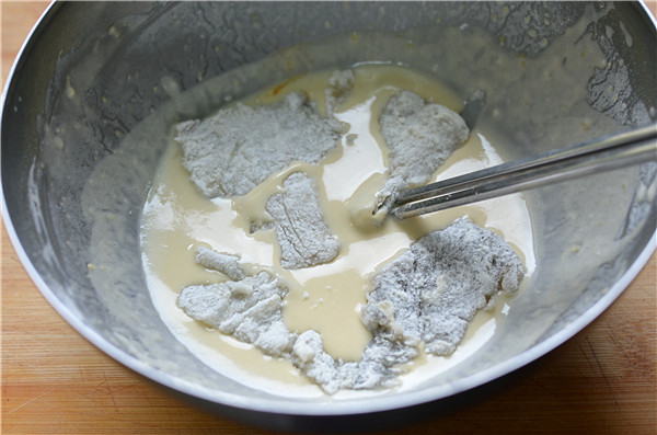 英国炸鱼中国人做的,英国炸鱼薯条的粘土做法