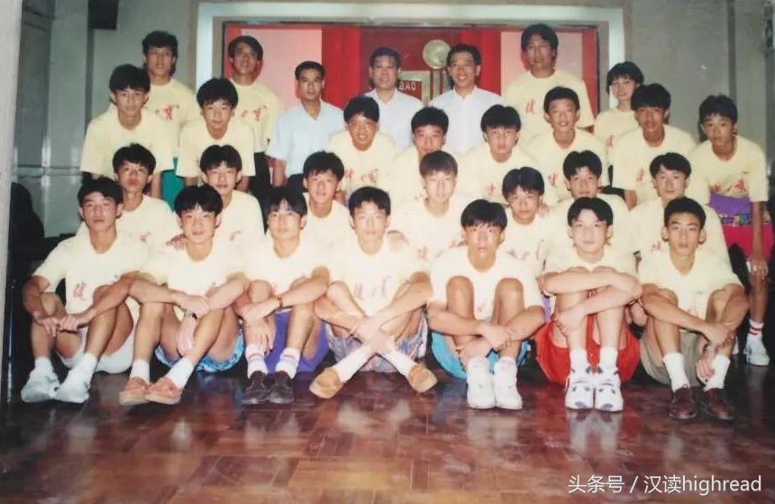 24年前一批足球少年留洋巴西,但青春已逝,中国足球依旧未雄起