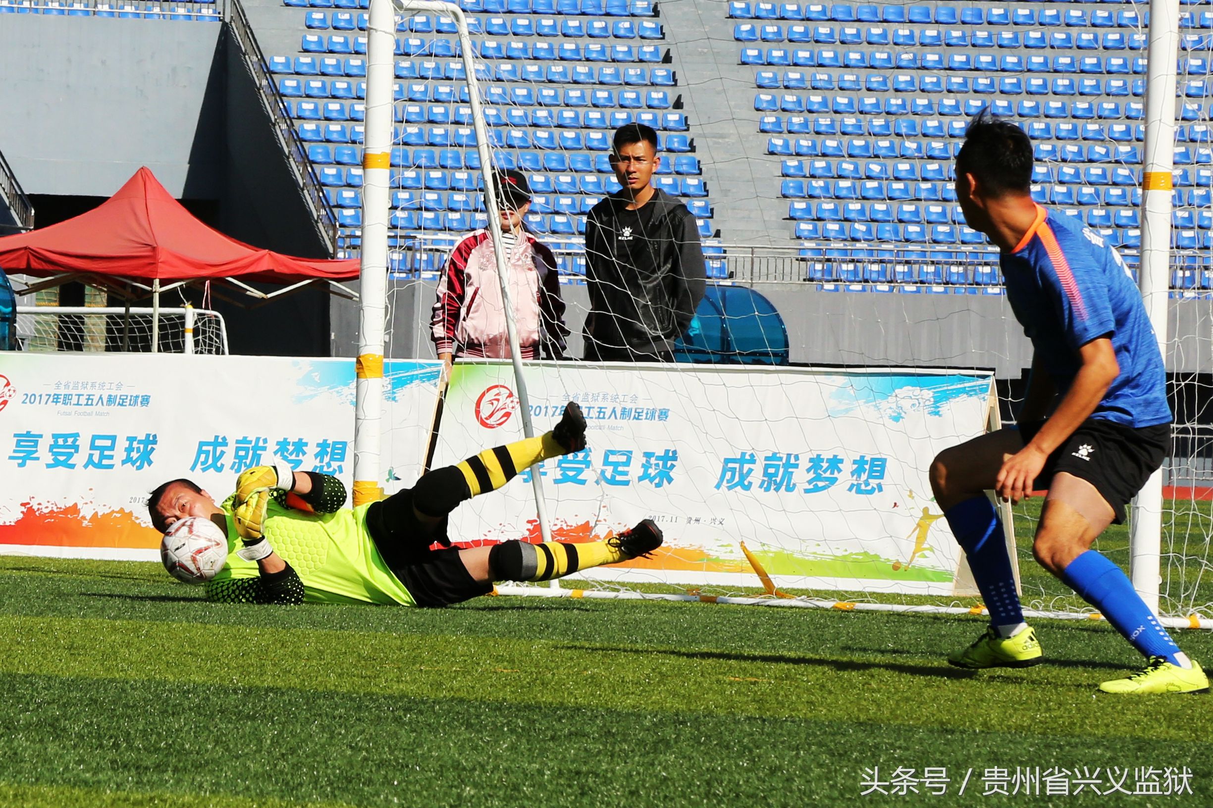 激情对抗热血赛场,激情飞扬绿茵赛