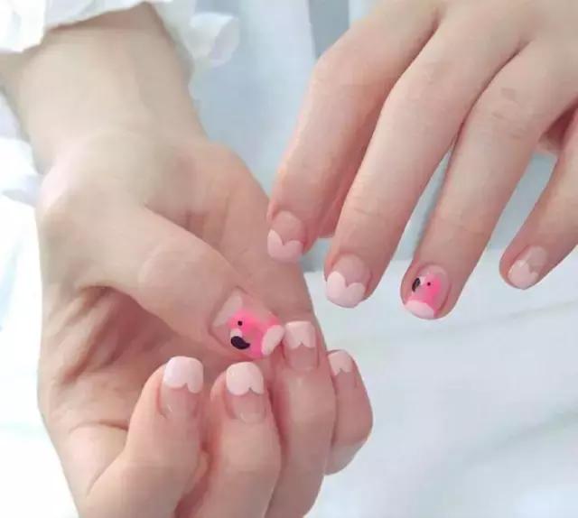 指甲短的适合什么样的美甲,指甲比较短的适合什么样的美甲