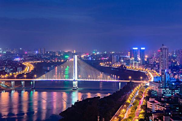 南宁美食攻略特色小吃,南宁特色小吃美食攻略